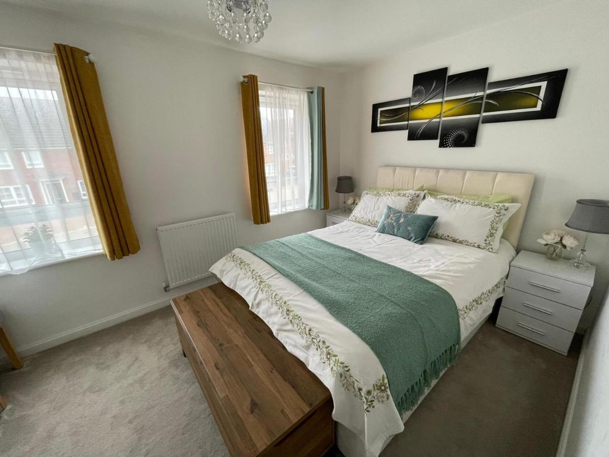 Comet Place Wellingborough Exterior foto